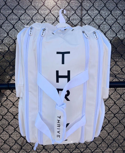 Thrive Elite Pro Tour Bag w/shoe bag - WHITE