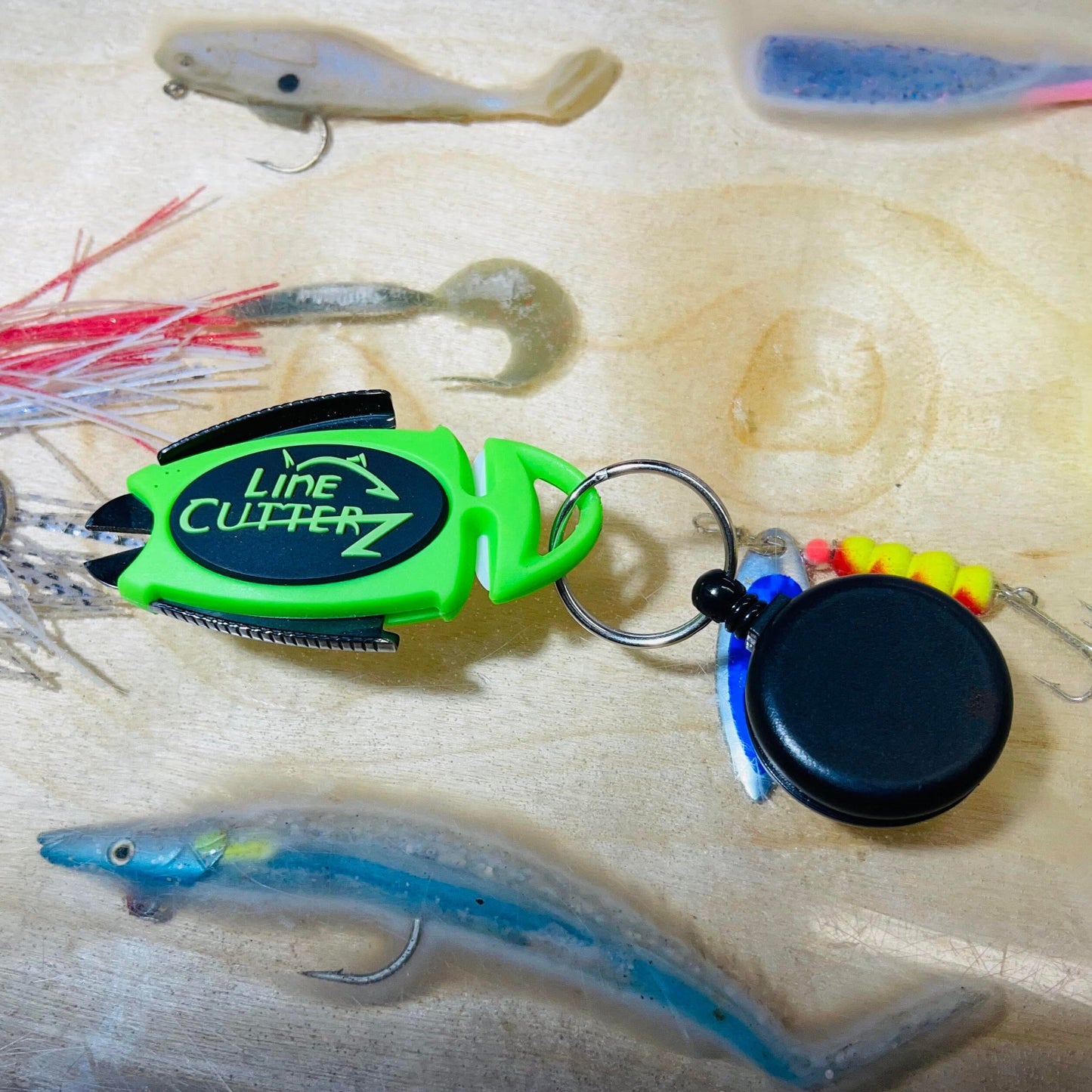 Line Cutterz -  Dual Hybrid Micro Scissors - Glow-in-the-Dark