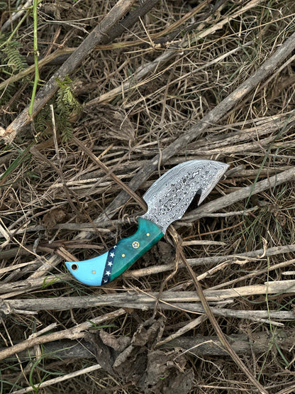 Texan Knives Elite Custom Handmade Damascus Steel Guthook Skinning Knife with Resin Handle - 7.5” Premium Blade with Leather Sheath