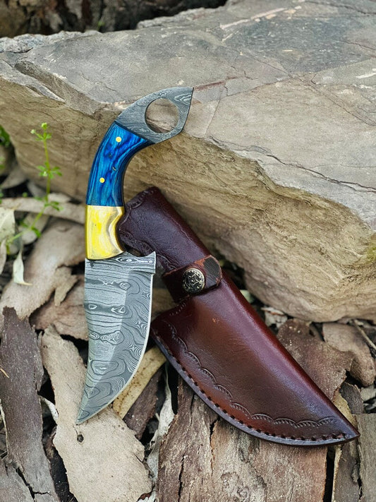 Texan Knives Skinning Knife – 8.5" Damascus Steel Blade with Pakkawood Handle, Brass Bolster & Leather Sheath