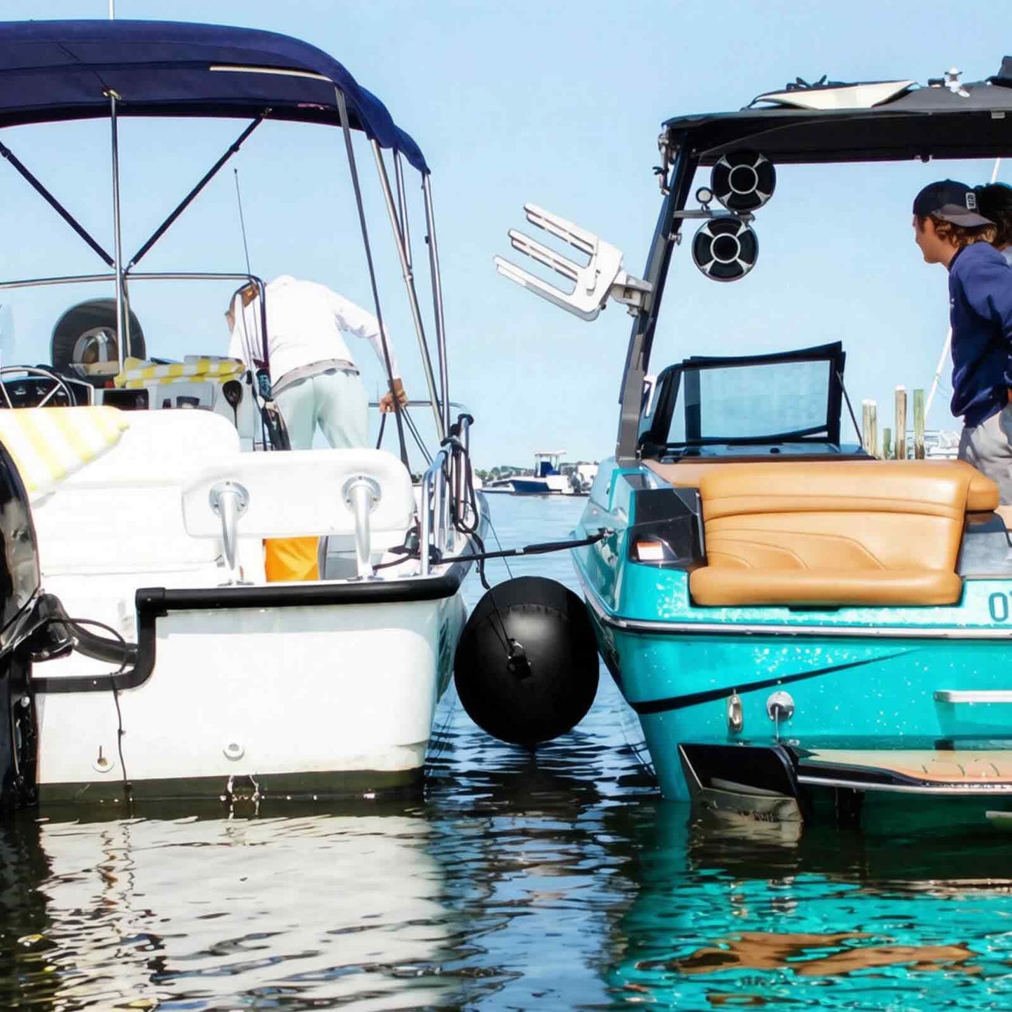 Buffalo Gear 11.8" x 39.4" Inflatable Boat Fender with Electric Pump