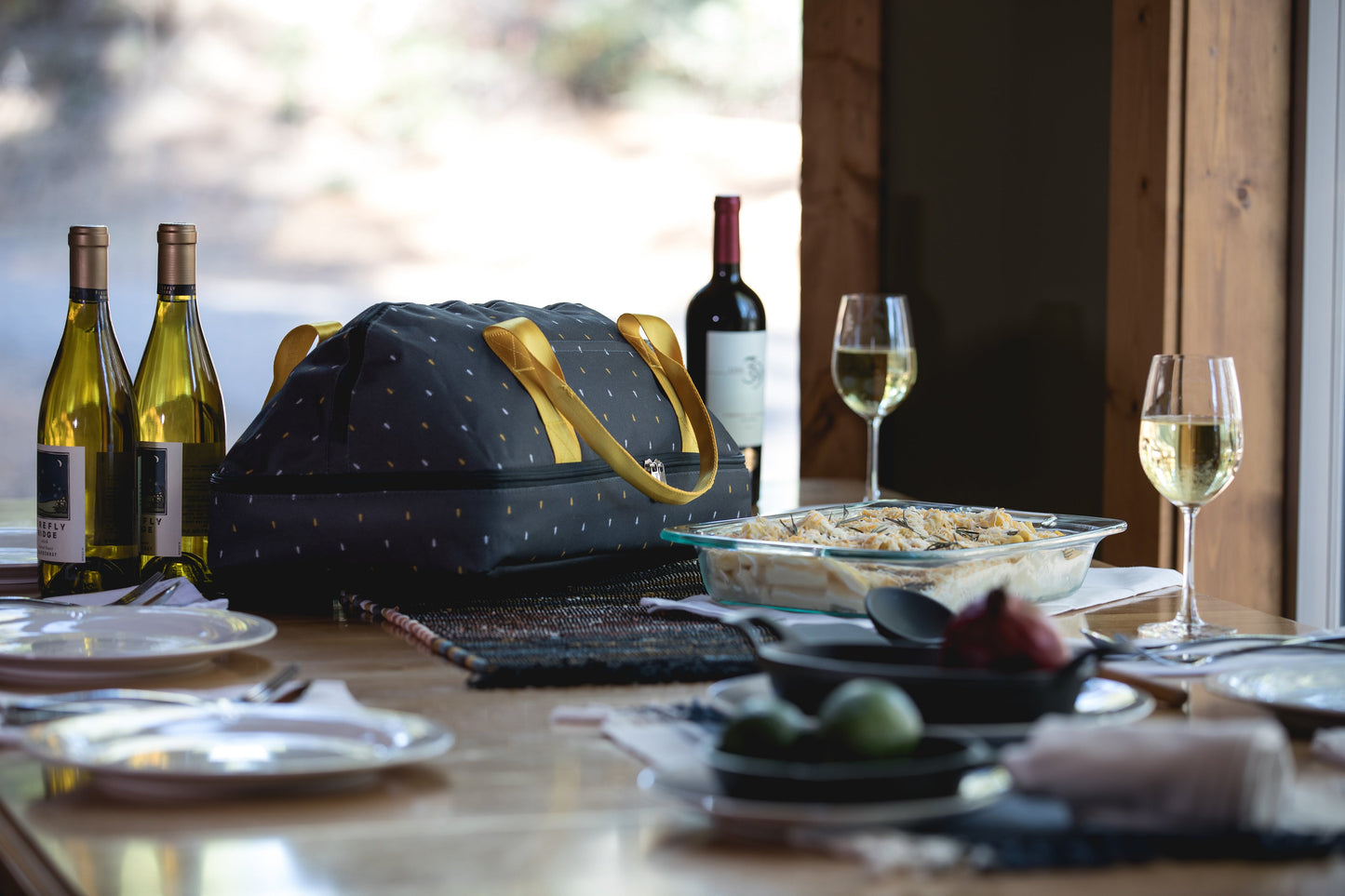 Picnic Time Potluck Casserole Tote