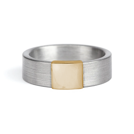 Everyday Outdoors Classic 7mm 14kt Yellow Gold Barrel Band
