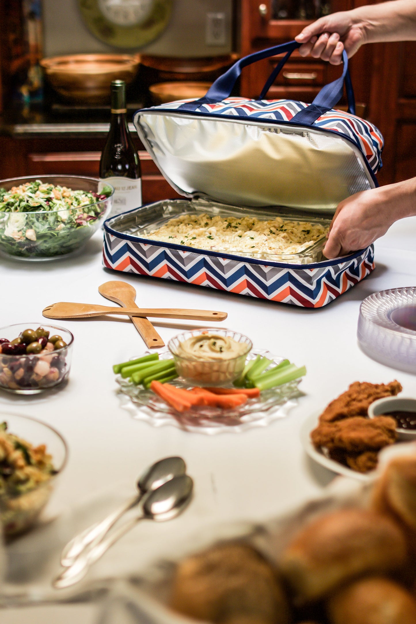 Picnic Time Potluck Casserole Tote
