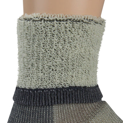 Minus33 Midweight - Day Hiker Crew Socks