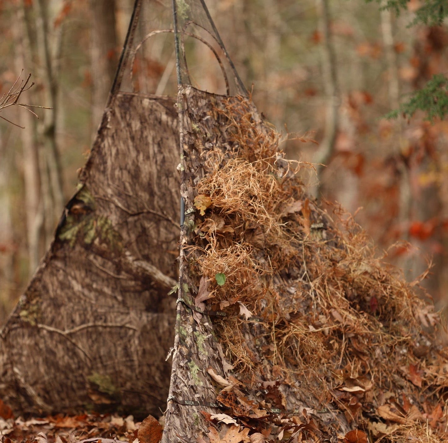 Nukem Hunting Hunting Blind - Mossy Oak Country Roots 3D Leafy