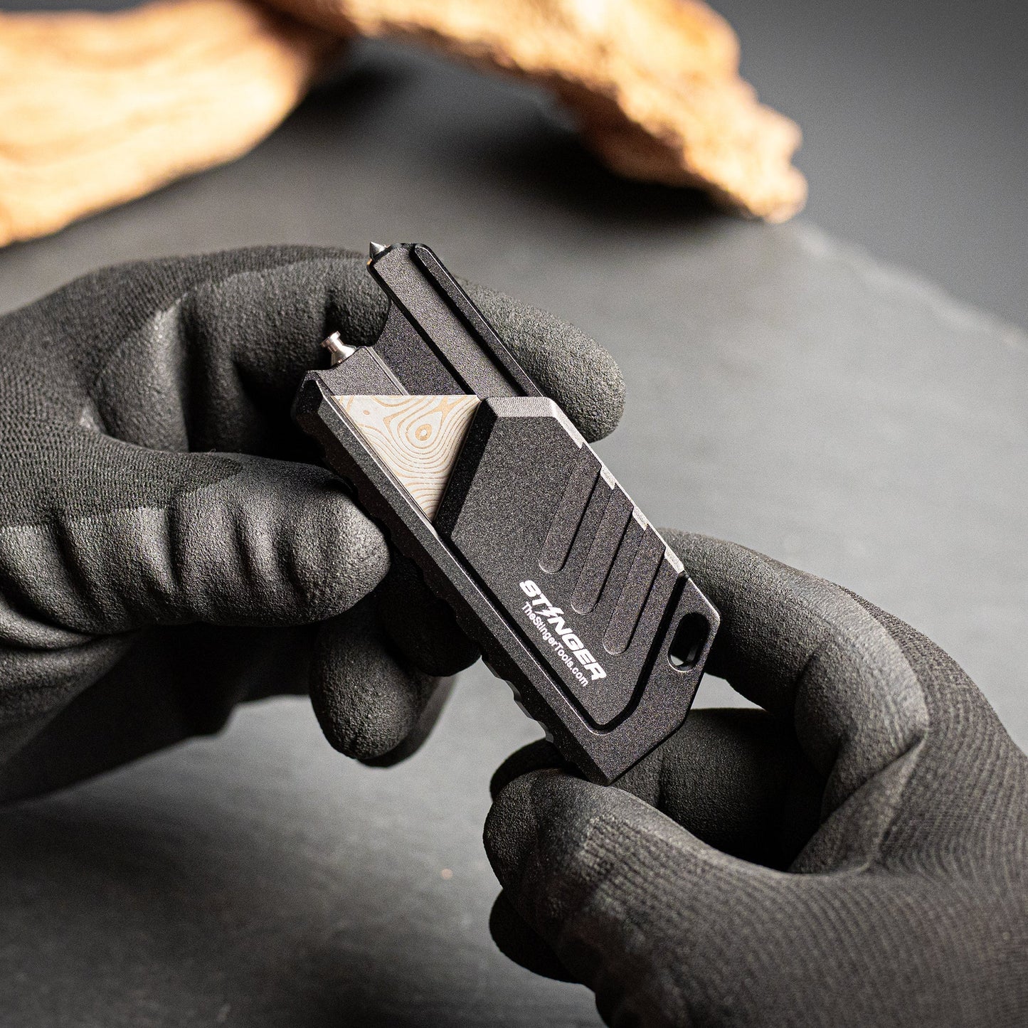 Stinger Survival Tools MagSlide Utility Knife