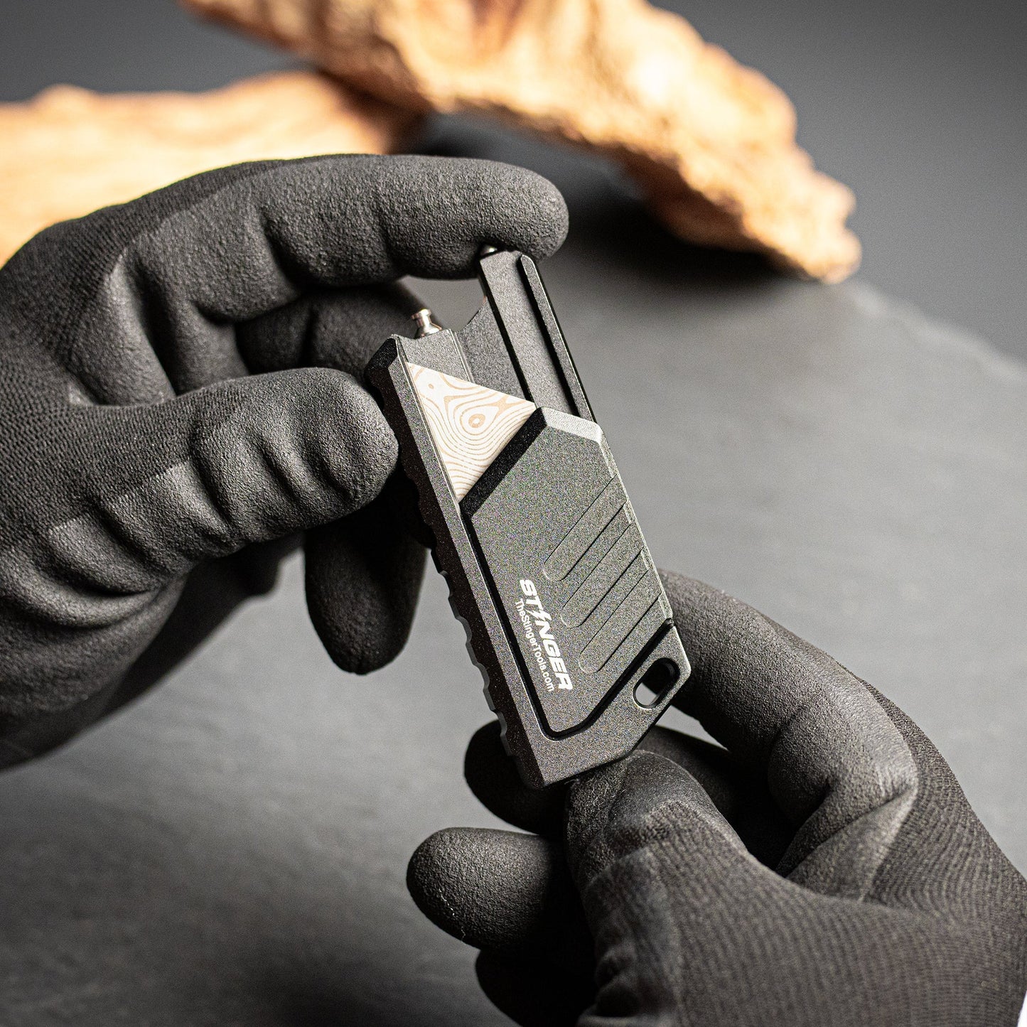 Stinger Survival Tools MagSlide Utility Knife