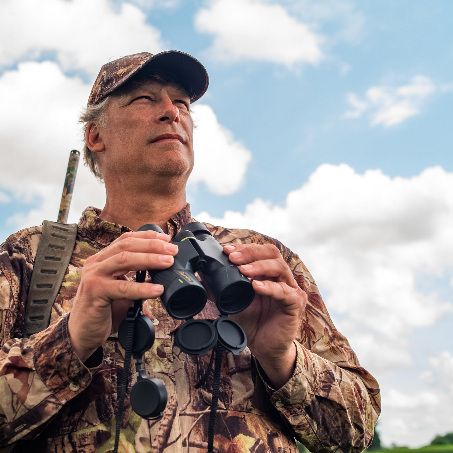 Explore Scientific Apex 8x42 Binoculars