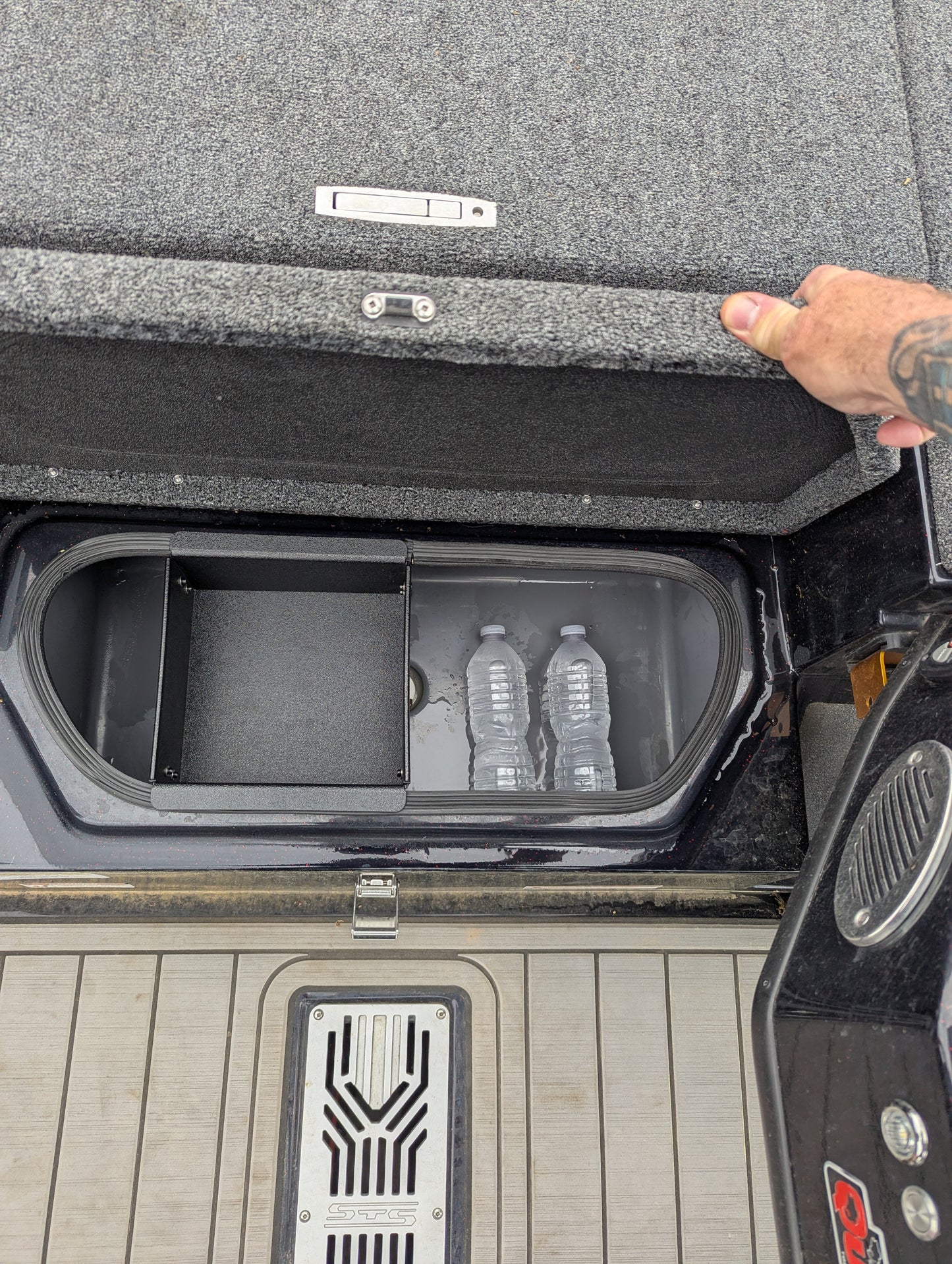 AMPD Marine NPDBC0012 BASS CAT PUMA/LYNX STS COOLER TRAY