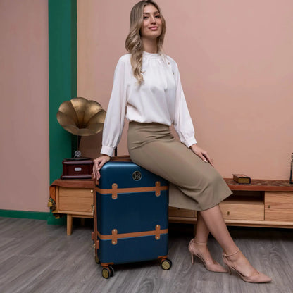 Badgley Mischka Grace 3 Piece Expandable Retro Luggage Set