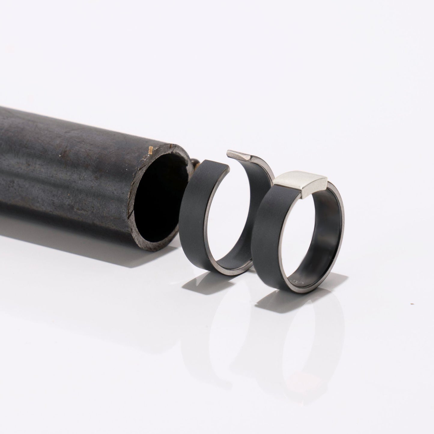 Everyday Outdoors Gunmetal 7mm Silver Platinum Barrel Band