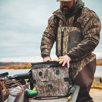 Dry Pocket Mossy Oak - Auto-Sealing, Waterproof, Floating, Scent Proof Day-Pack