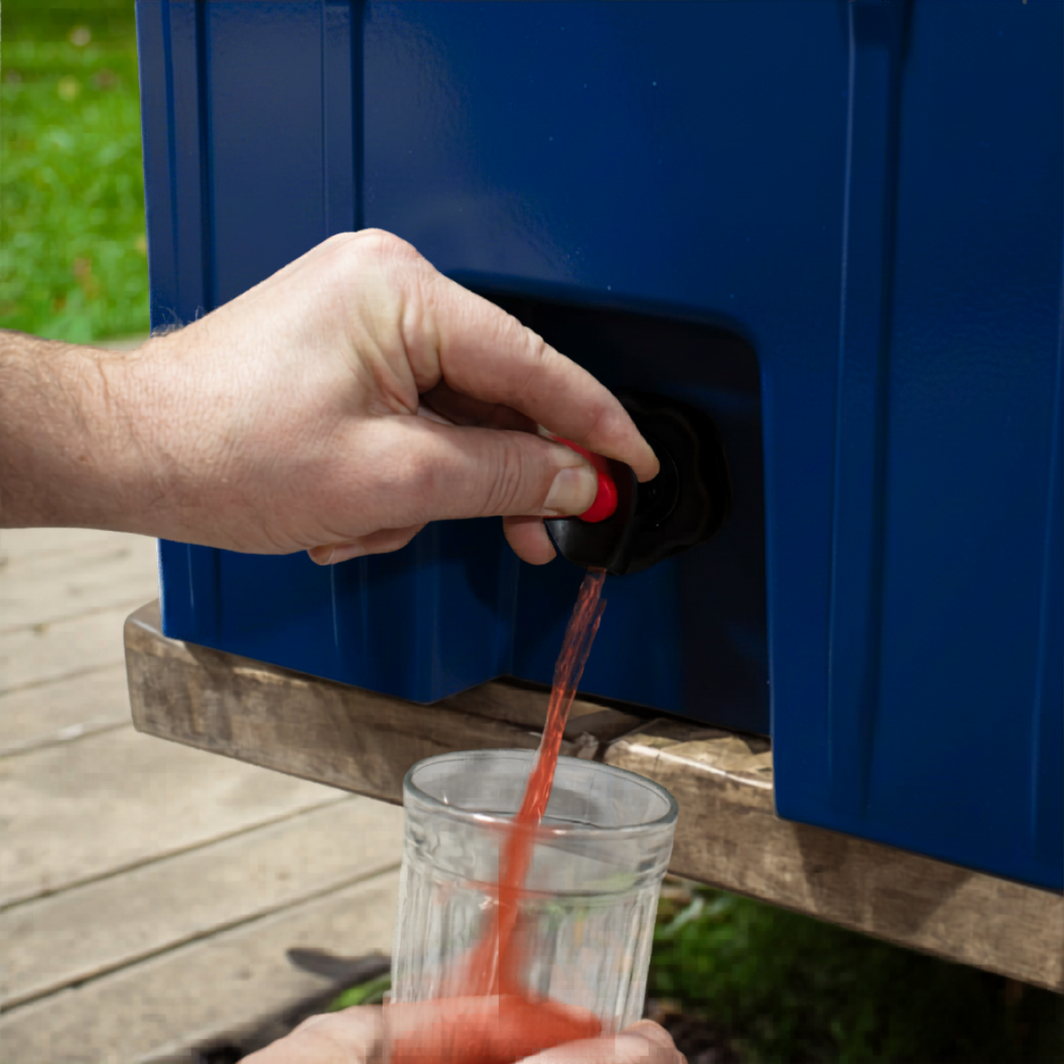 Cubix Outdoors 5 Gallon, 2-in-1 Beverage Dispenser/Cooler - QuadraX Hard Cooler