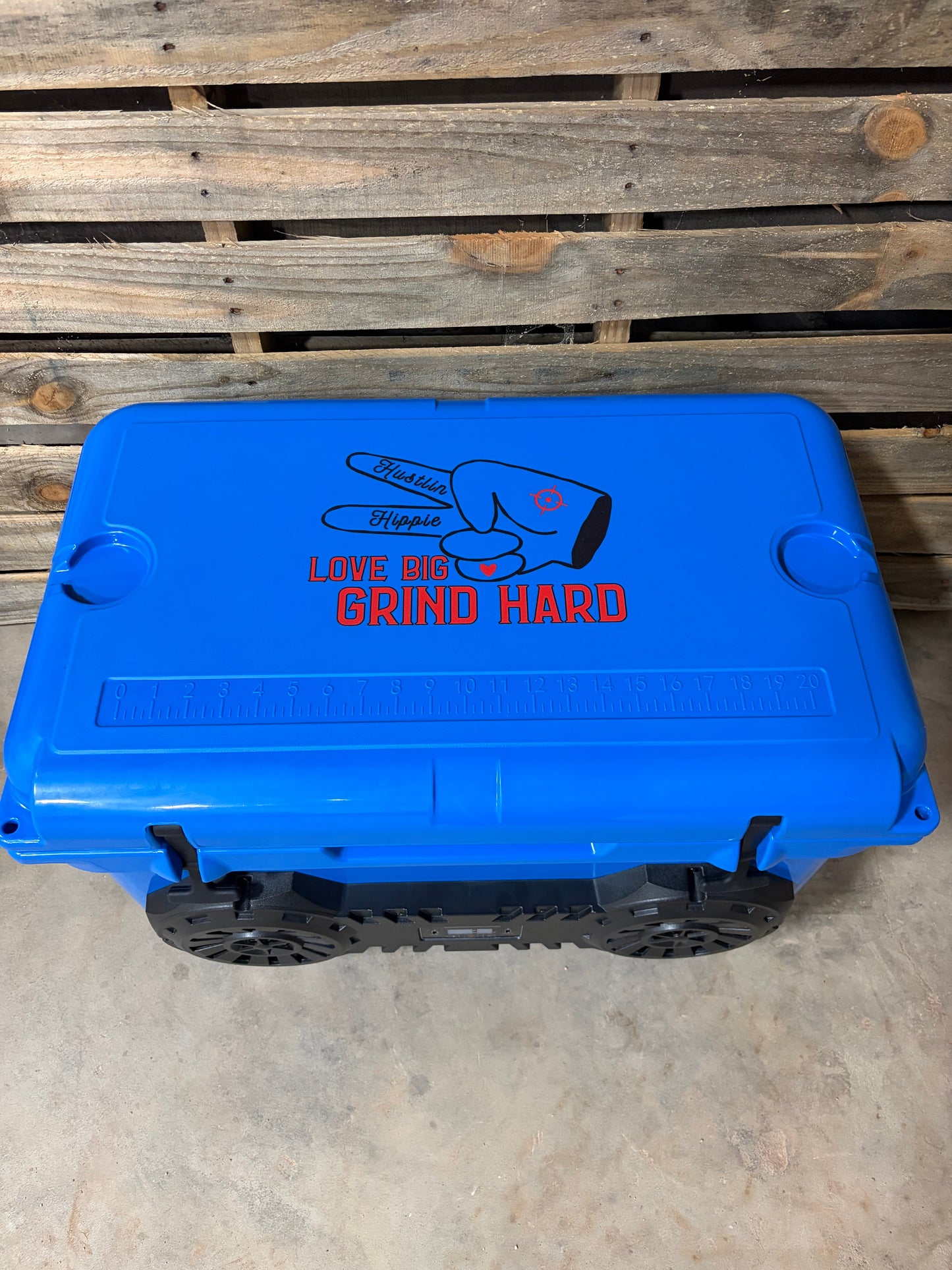 Hustlin Hippie Hound Boxx- "Coldest Boxx on the Market"
