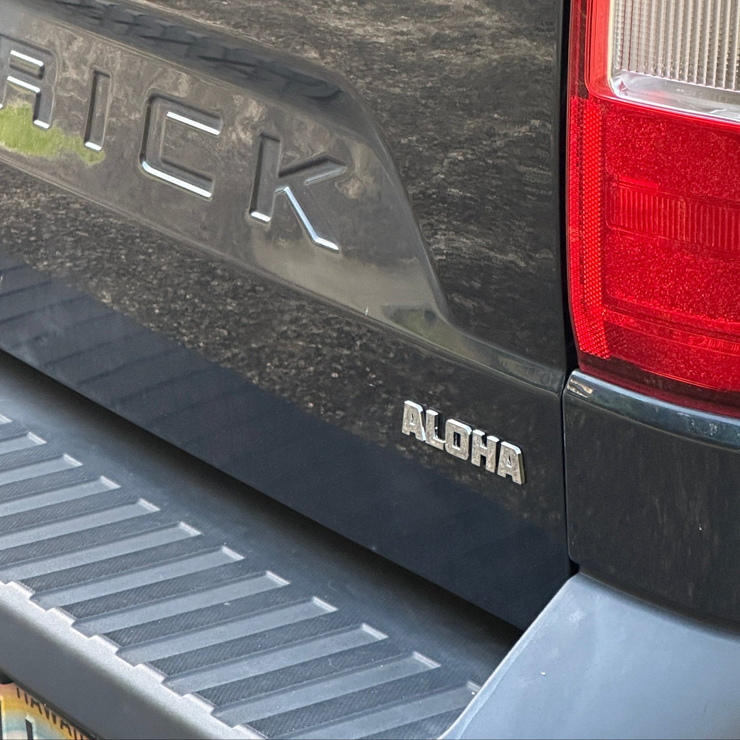 Alaua Cherreh Chromes: ALOHA Car Emblem