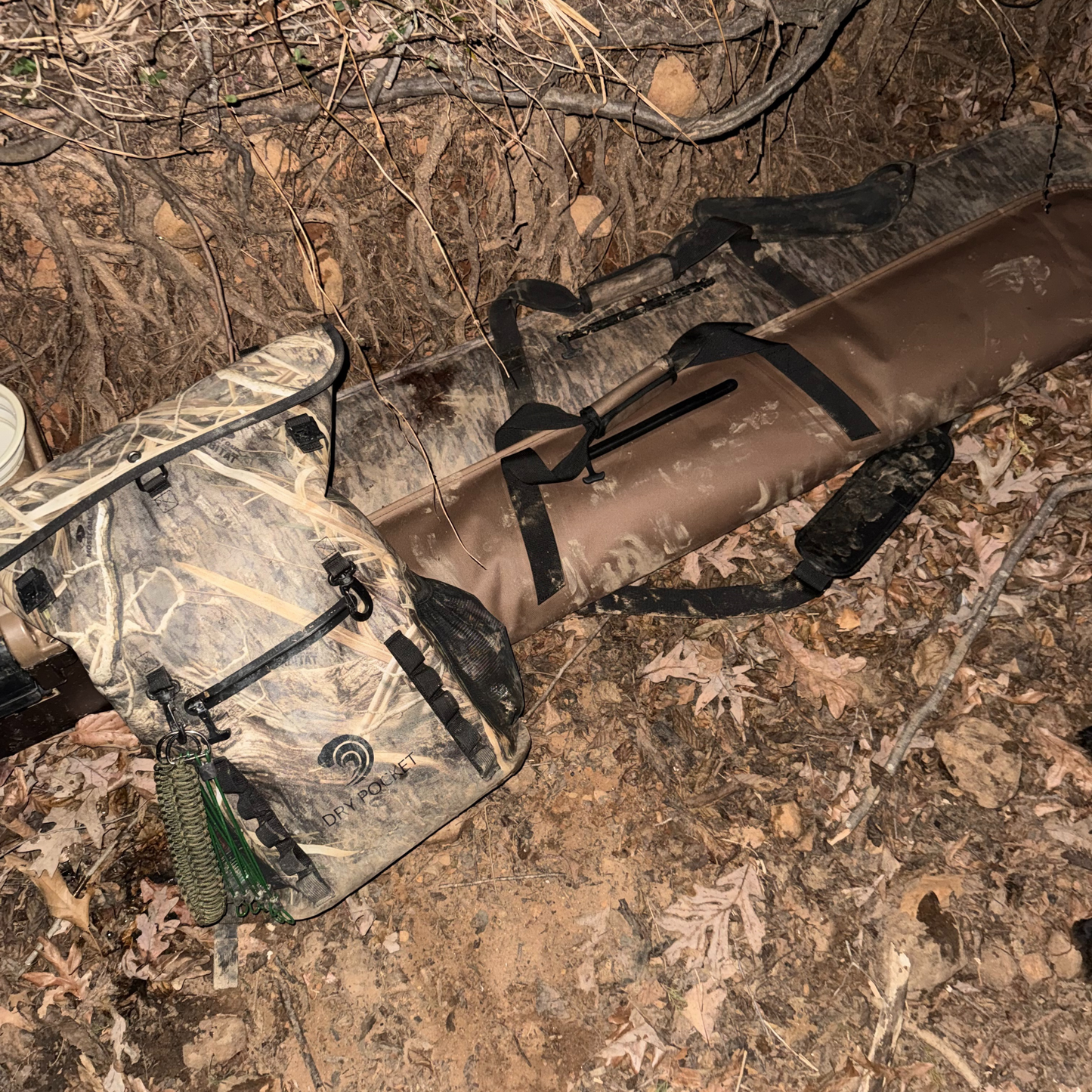 Dry Pocket Waterproof Floating Shotgun Bag - Coyote Brown