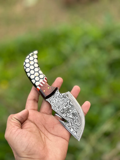Texan Knives Custom Handmade Damascus Steel Guthook Skinning Knife with Rosewood & Resin Handle - 7.5” with Leather Sheath