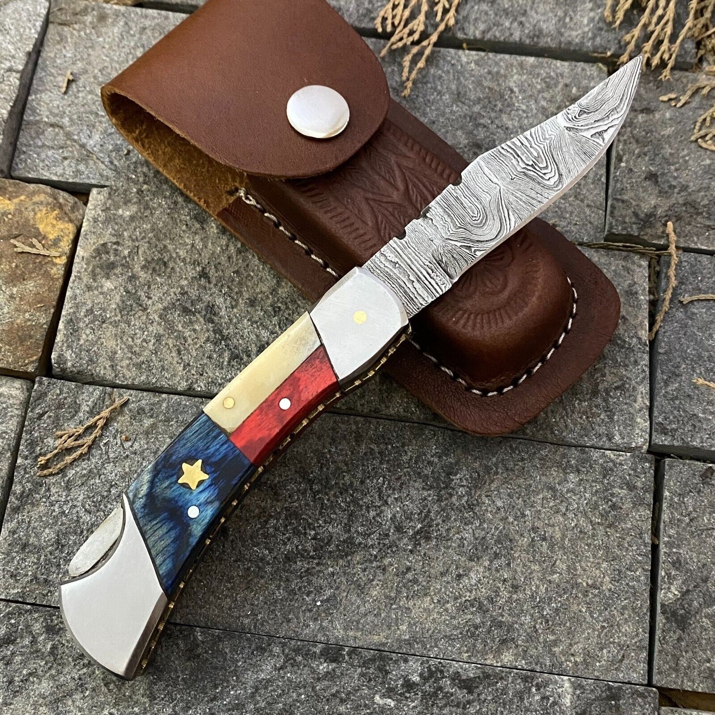 Texan Knives Damascus Steel Pocket Knife with Texas Flag Handle – 3" Blade, Leather Sheath