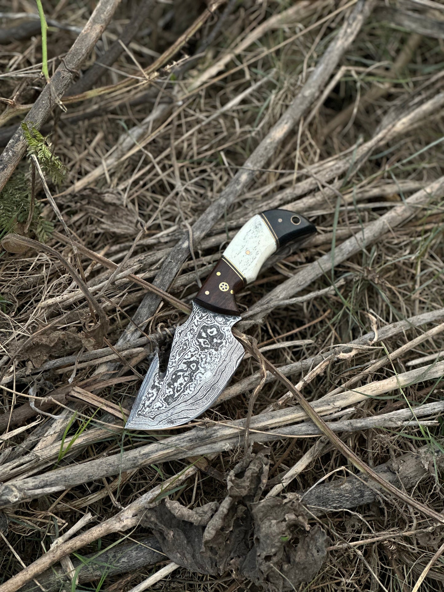Texan Knives Custom Handmade Damascus Steel Guthook Skinning Knife with Rosewood, Camel Bone & Black Sheet Handle - 7.5” with Leather Sheath