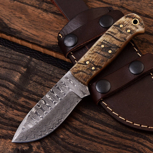 Texan Knives Custom Handmade Damascus Steel Skinning Knife – 4.5" Blade with Sheep Horn Handle