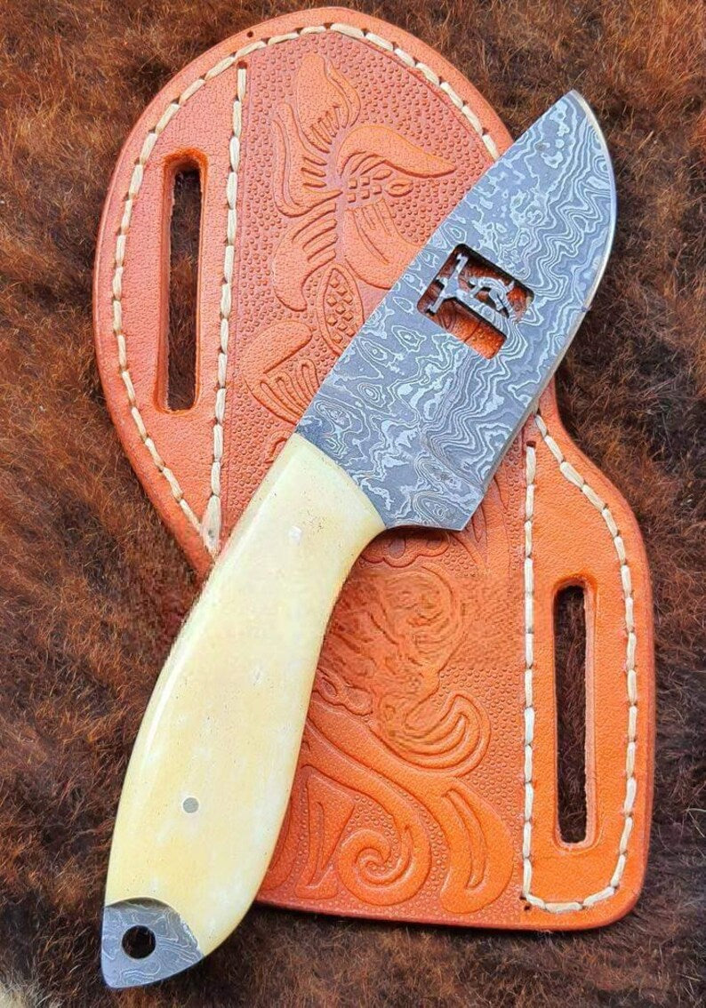 Texan Knives Premium Custom Handmade Cowboy Knife – Damascus Steel Blade & Camel Bone Handle