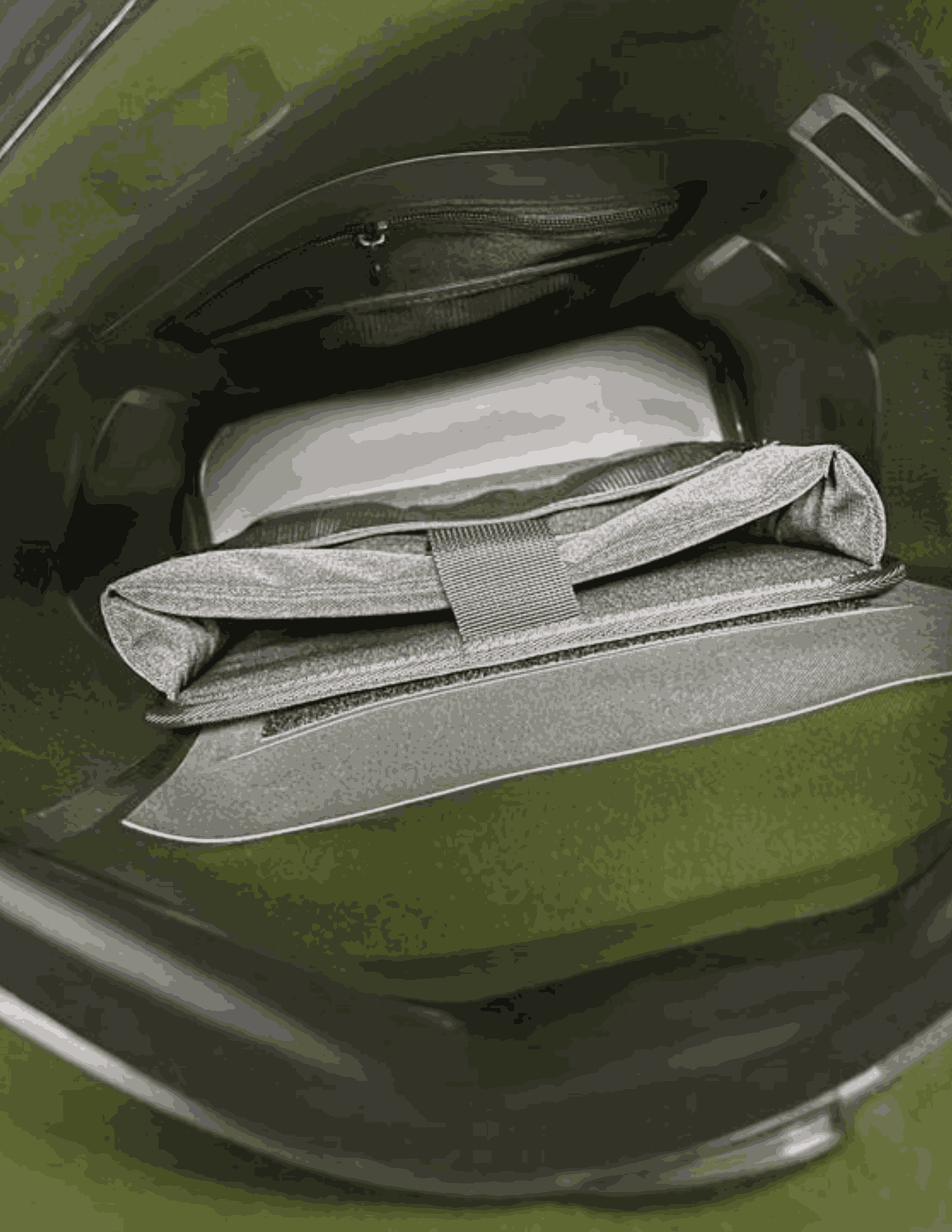 Dry Pocket 30-Liter - Auto-Sealing, Waterproof, Floating, Scent Proof 2 & 1 Dry Bag