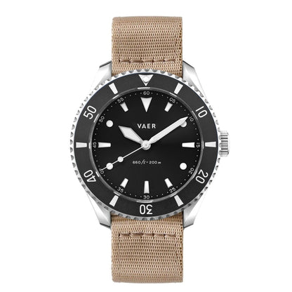 Vaer Watches DS4 Meridian Black | No Date - Solar 42mm