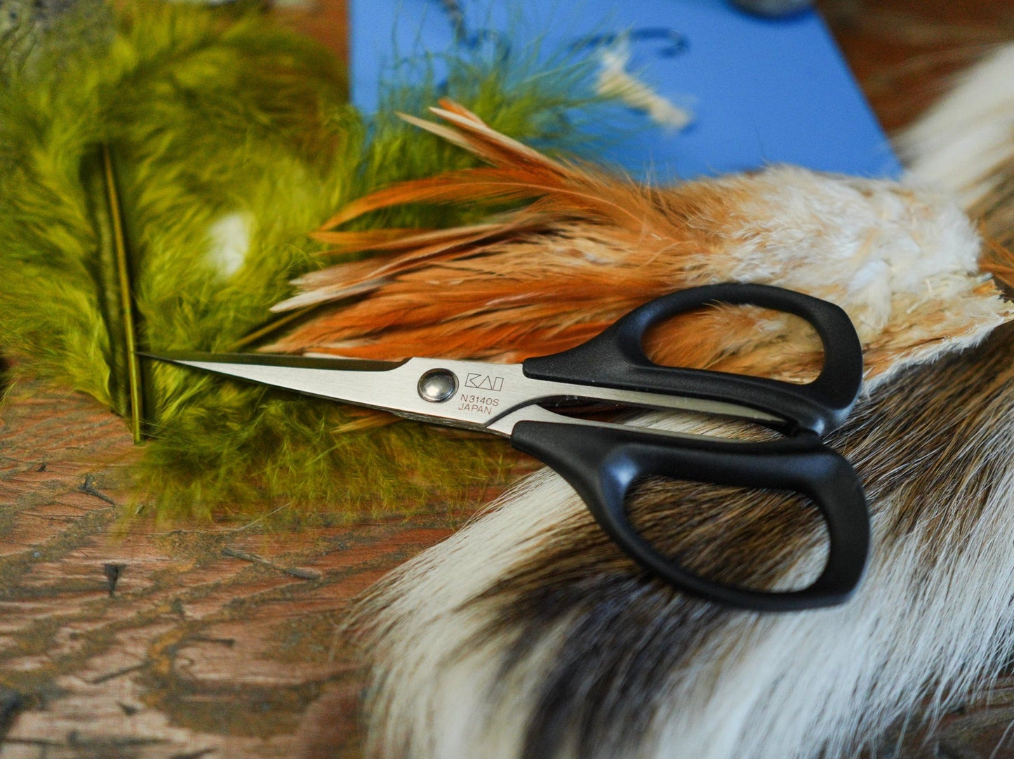 KAI® 5 1/2" Fine Point Fly Tying Scissors