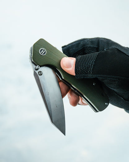 Holtzman's Gorilla Survival The Clip Point Folding Pocket Knife Giftset for Men and Women (Silver and Green)