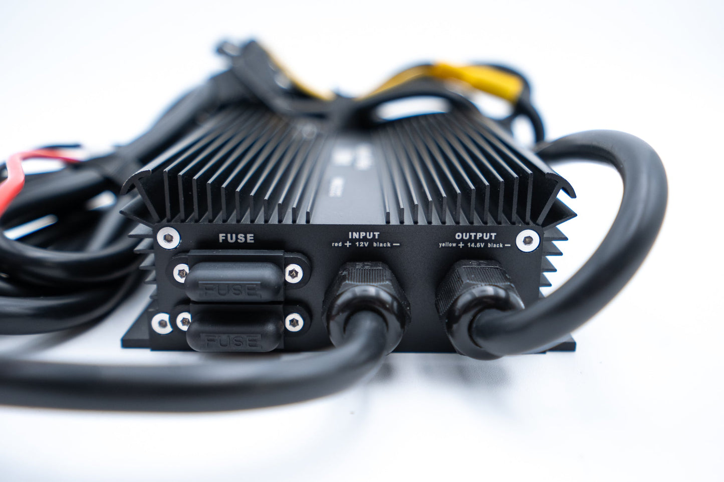Monster Marine Lithium 12v/12v Quantum Charger