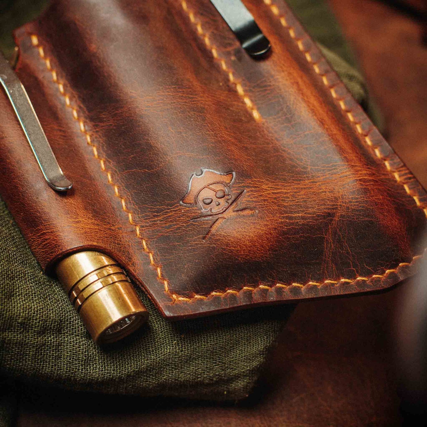 Pirate Goods EDC Pocket Organizer - First Mate v3 | Leather Pocket Carrier