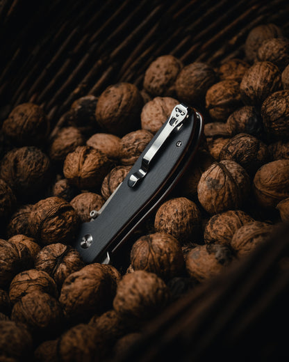 Holtzman's Gorilla Survival The Straight Back Folding Pocket Knife Giftset for Men and Women (Grey and Red)