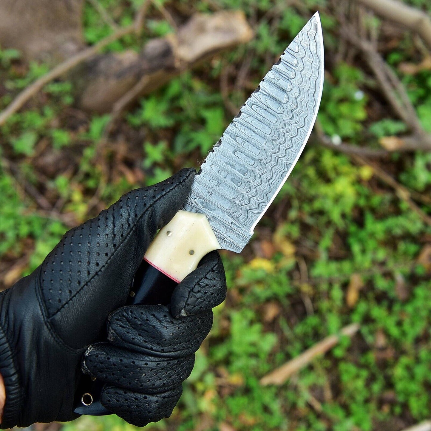 Texan Knives Custom Handmade Skinning Knife - Damascus Steel Blade, Buffalo Horn & Camel Bone Handle