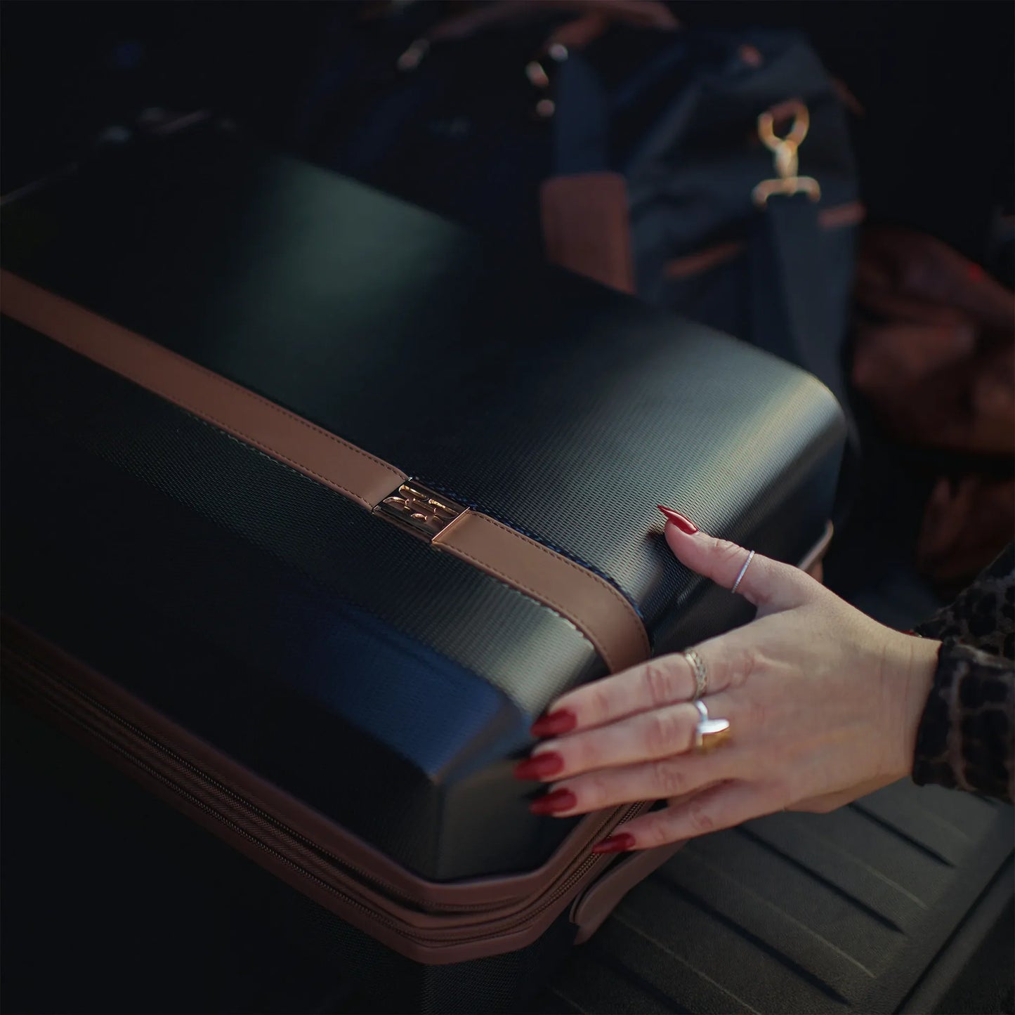 Elle Luxe Journey Expandable 5 Piece Retro Luggage Set