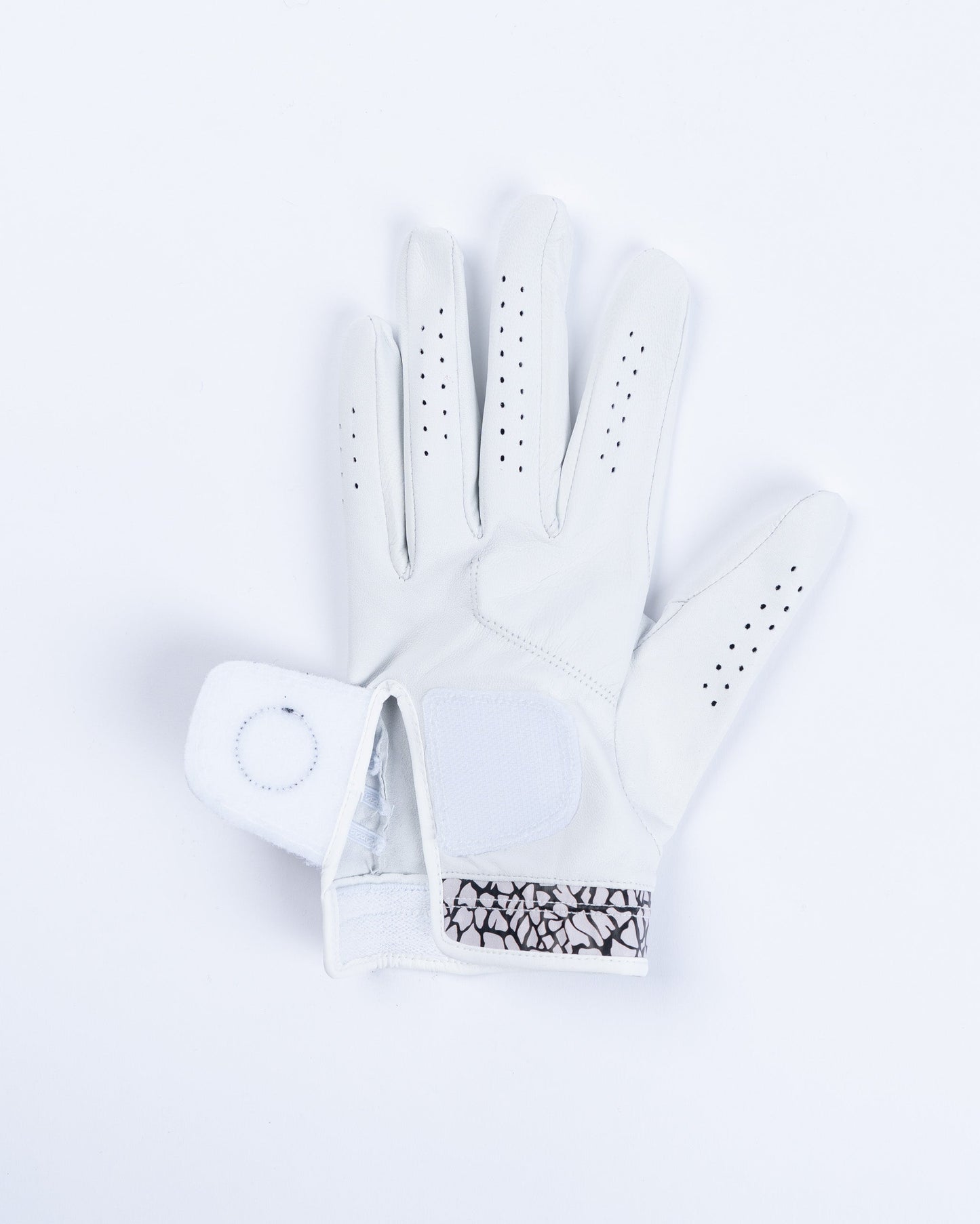 Pins and Aces Premium Tour Glove - Elephant Print