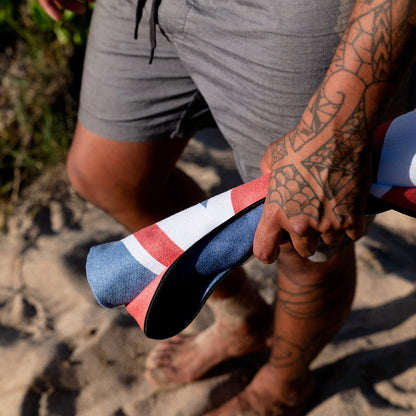 Alaua Hawaiian Flag Anywhere Towel (Ka Hae Hawai'i)