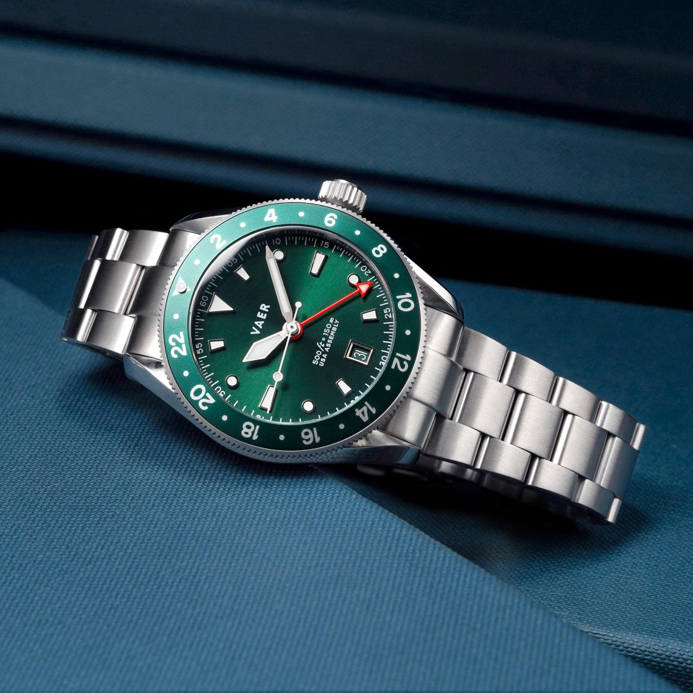 Vaer Watches G2 Meridian Green GMT - 39mm USA