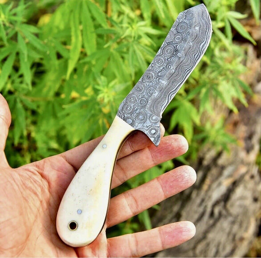 Texan Knives Gareth Bull Shamwari Inspired – 8" Handmade Damascus Knife with Camel Bone Handle & Leather Sheath