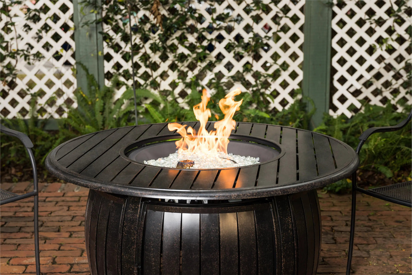 Balkene Home Grand Cooper 44" Round Aluminum Convertible Gas Fire Pit Table
