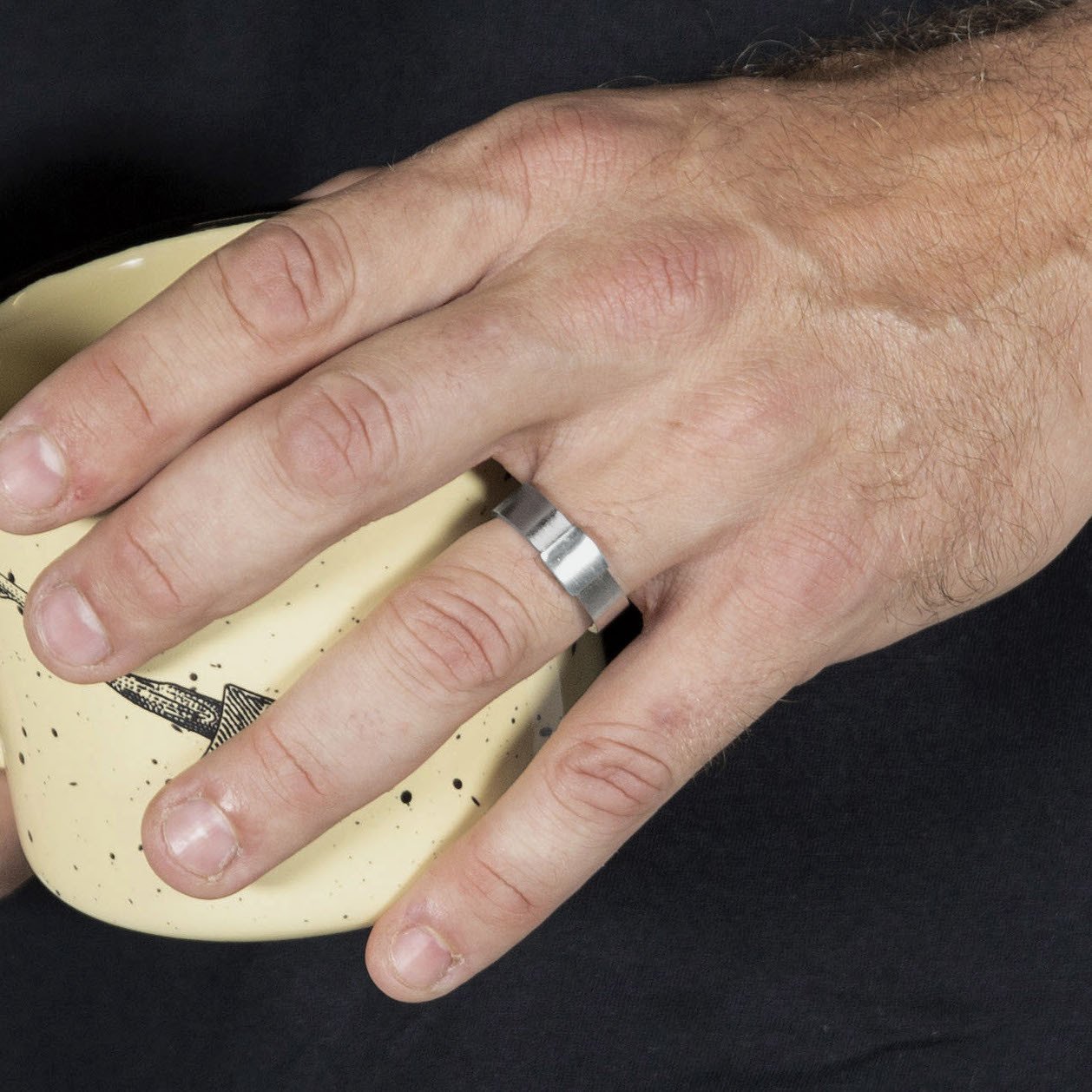 Everyday Outdoors Classic 7mm 14kt White Gold Barrel Band