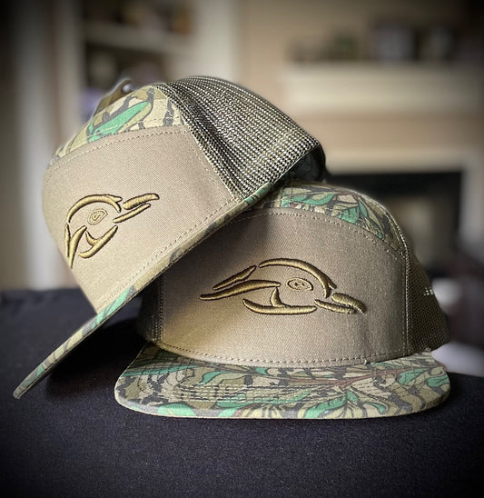 AF Waterfowl Mossy Oak Greenleaf & Olive Duck Logo