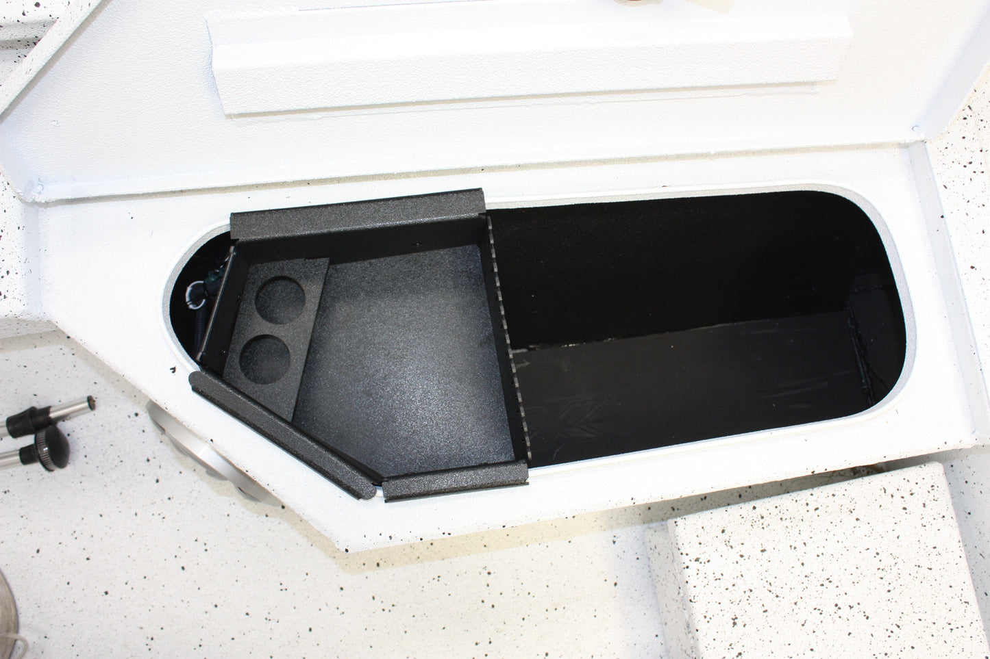 AMPD Marine NPDX0017 XPRESS H 20 B DAY TRAY  PORT AND STARBOARD COMPARTMENTS