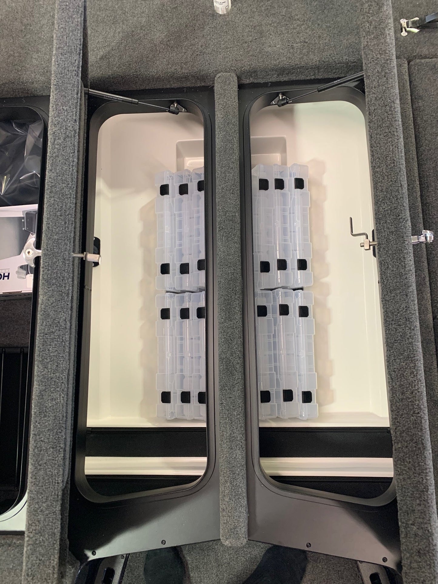 AMPD MarineNPDSK0042 Skeeter® 2021 ZXR CENTER COMPARTMENT ORGANIZER