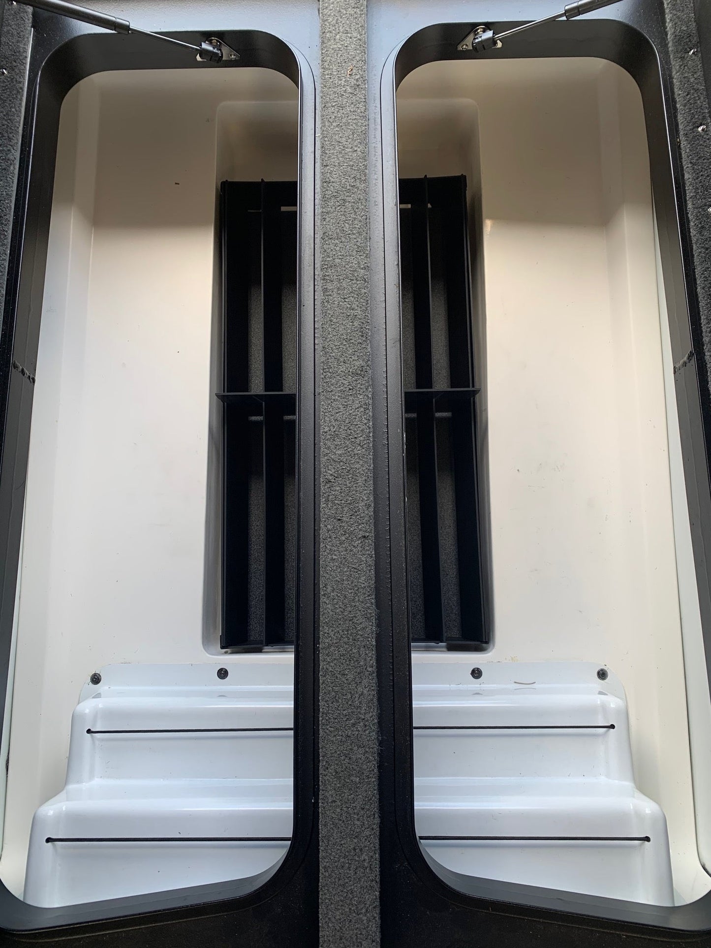 AMPD Marine NPDSK0042 Skeeter® 2018-2020 ZX225/250 CENTER COMPARTMENT ORGANIZER