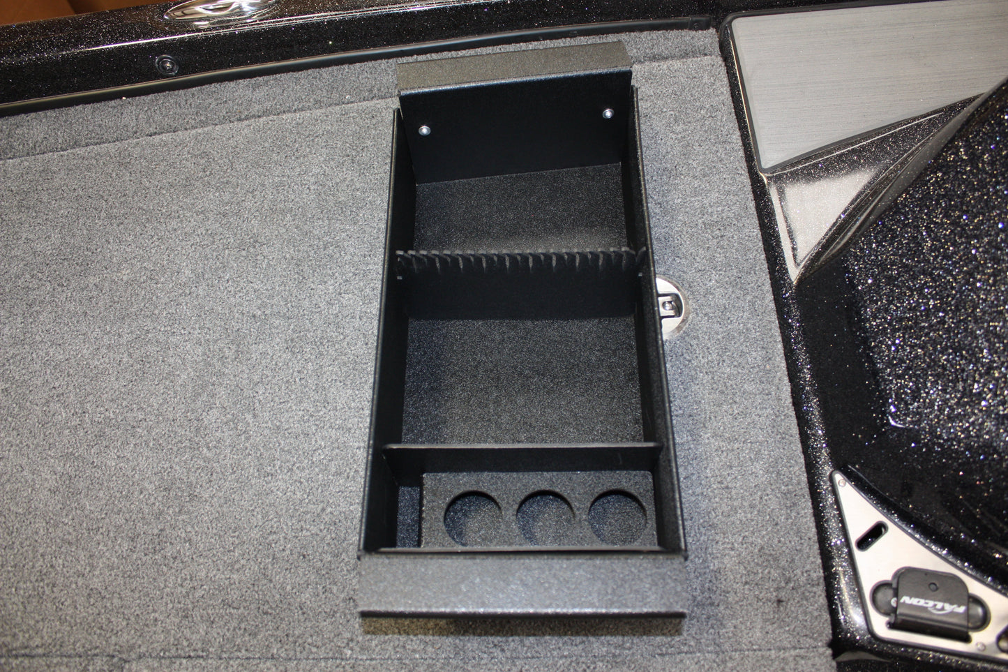 AMPD Marine NPDFAL0017  2022 FALCON 21 TE DAY TRAY