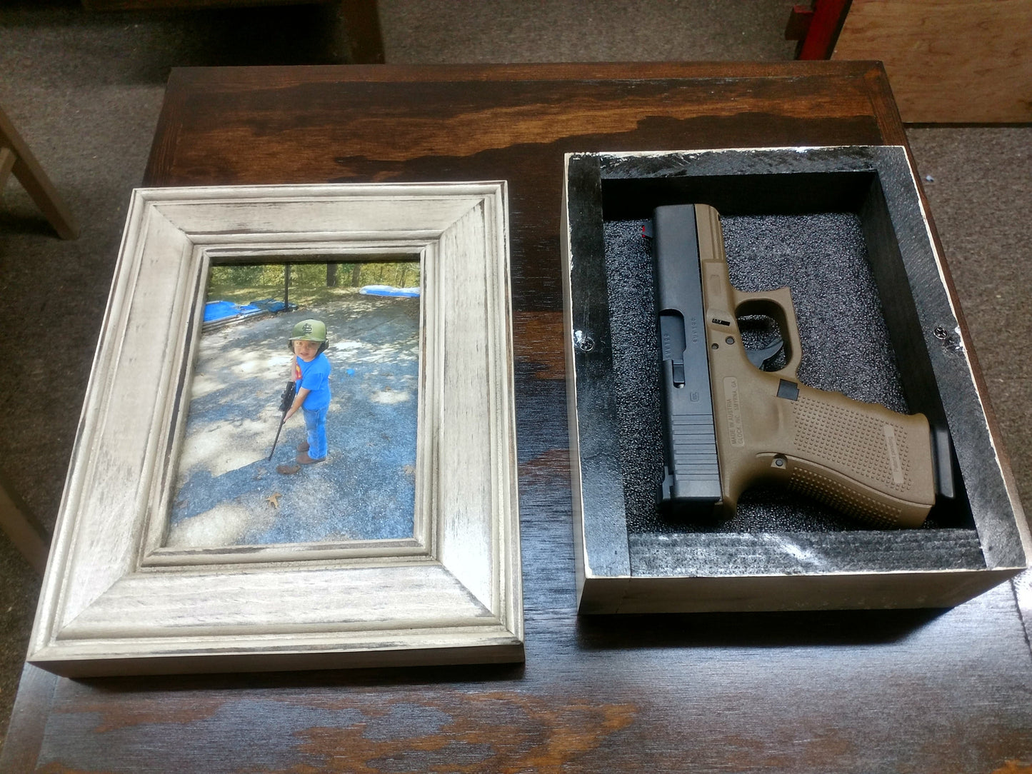 Liberty Home Concealment 5x7 Picture Frame Safe