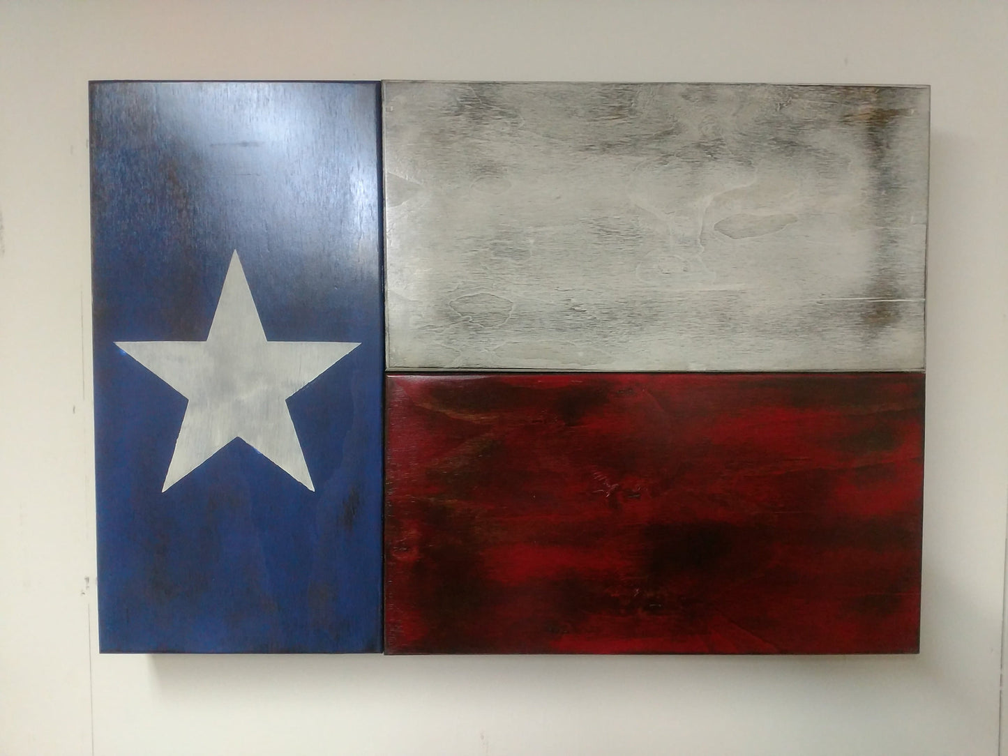 Liberty Home Concealment Large Wooden State Flag & Special Design Gun Case