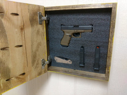 Liberty Home Concealment Gadsden wall art box