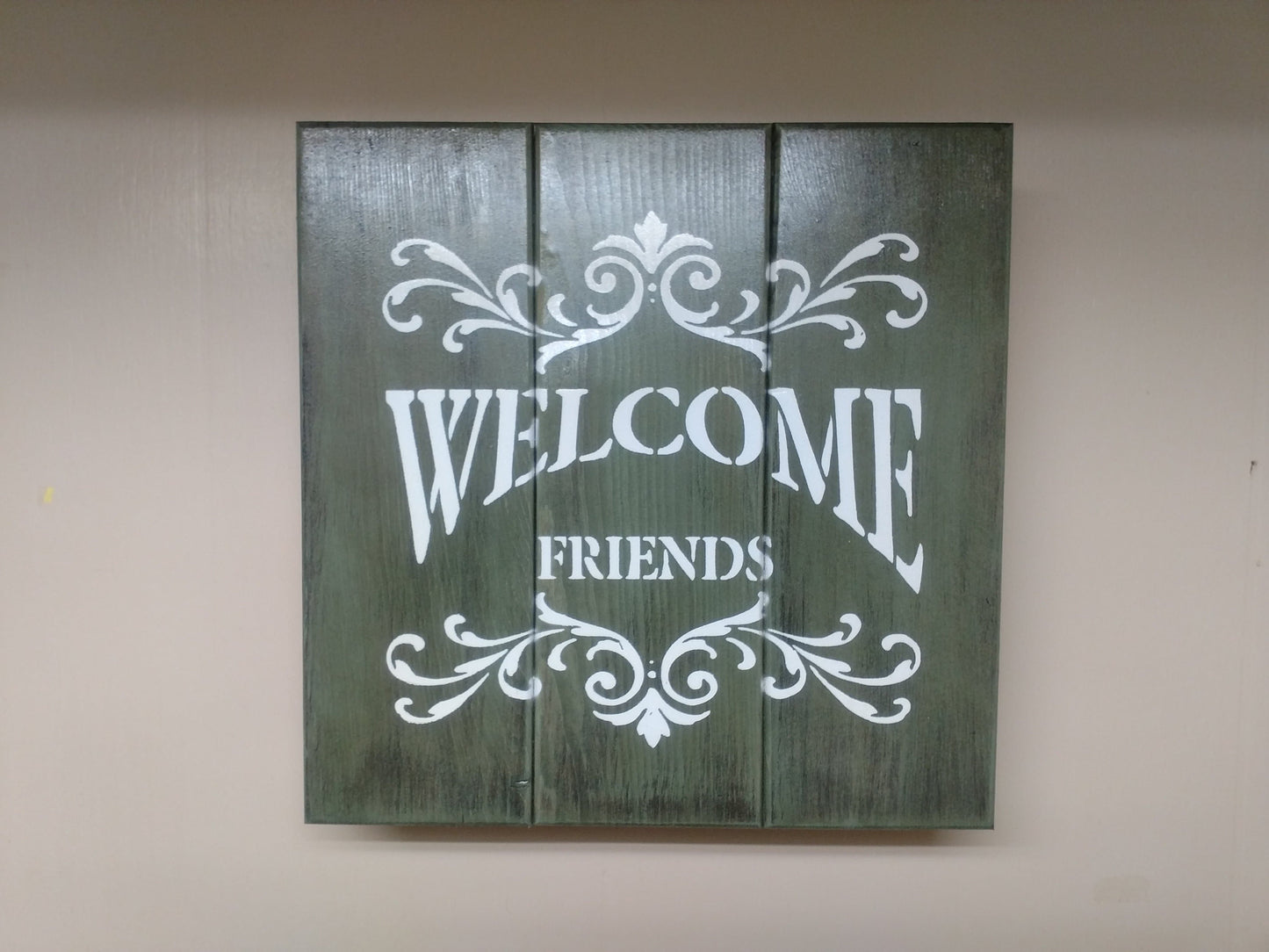 Liberty Home Concealment "Welcome Friends" Gun Concealment Wall Art Box